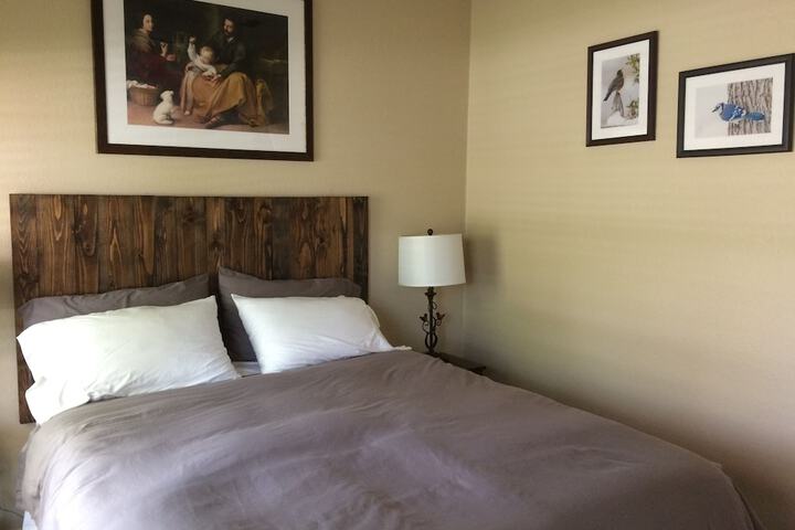 Room 10 of 19