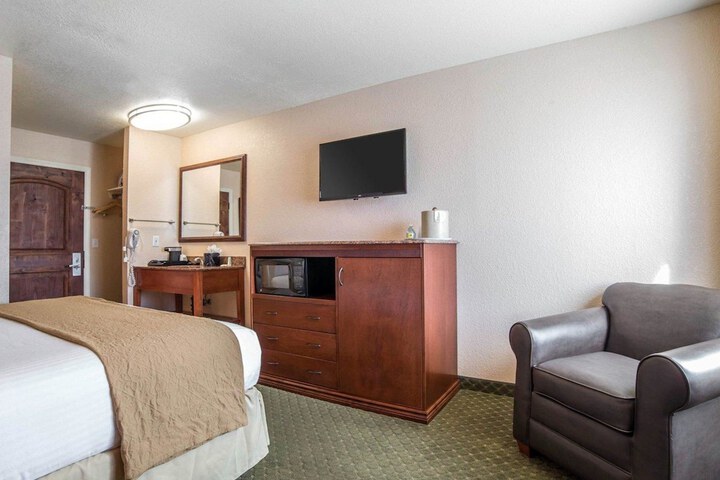 Quality Inn Winnemucca - Model T Casino