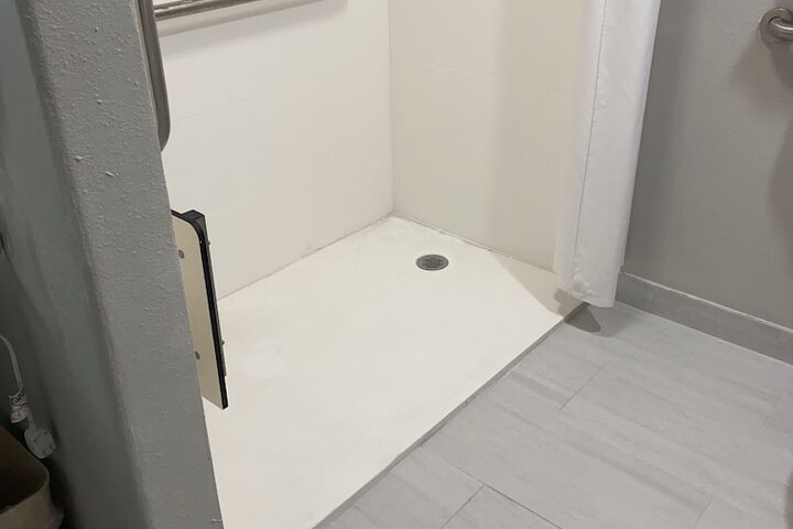 Room 12 of 22