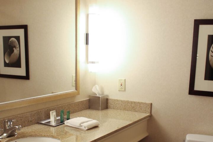Room 10 of 52