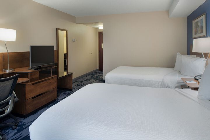 Fairfield Inn & Suites Dayton Troy