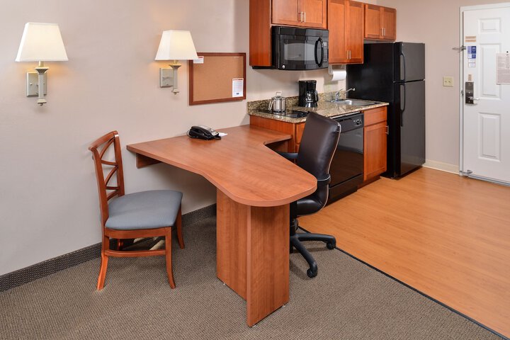Room 36 of 46