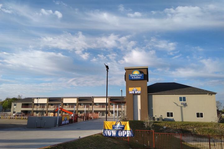 Hotel 3 of 76