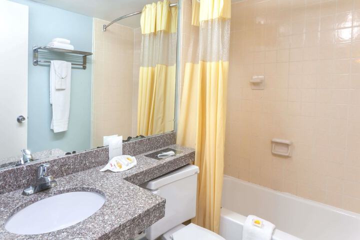 Room 12 of 13