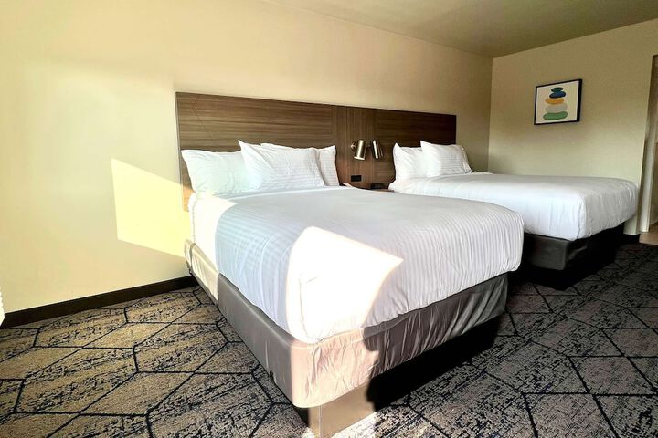 Room 26 of 44