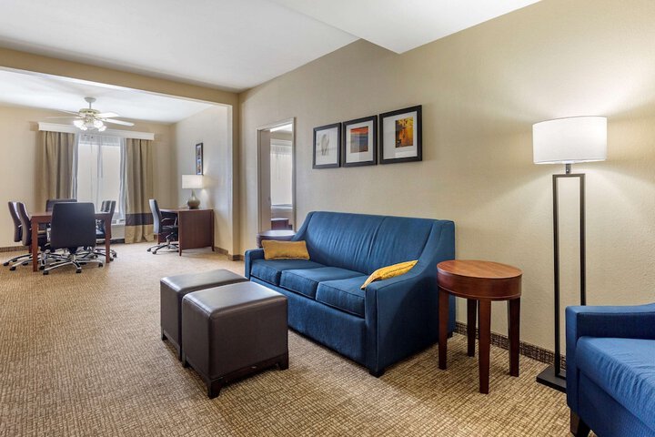 Room 18 of 38