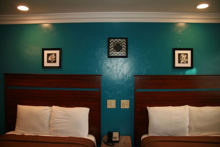 Room 21 of 49