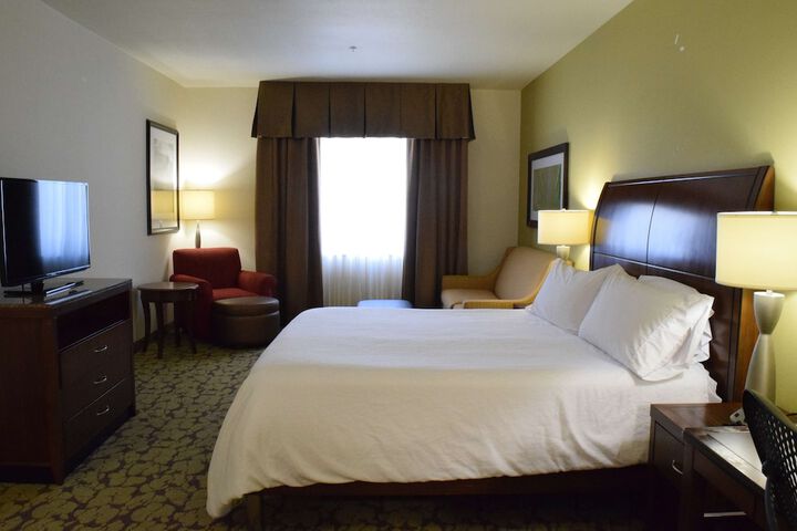 Hilton Garden Inn Rochester Downtown NY