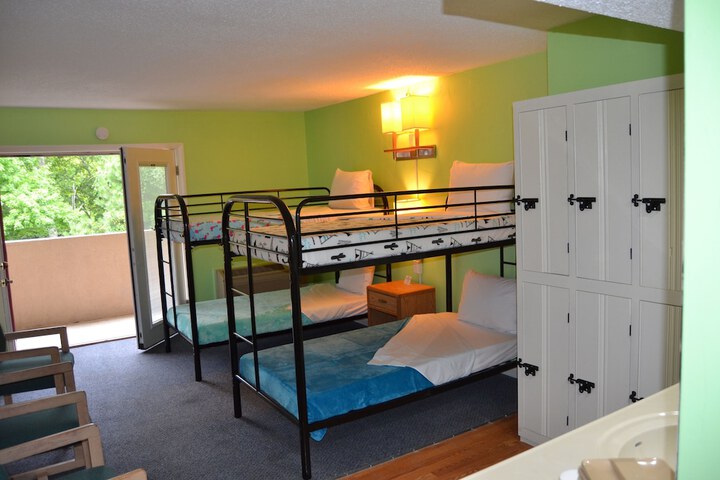 Room 82 of 130