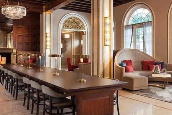 Hotel Interior 7 of 41