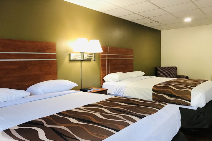 Room 41 of 64