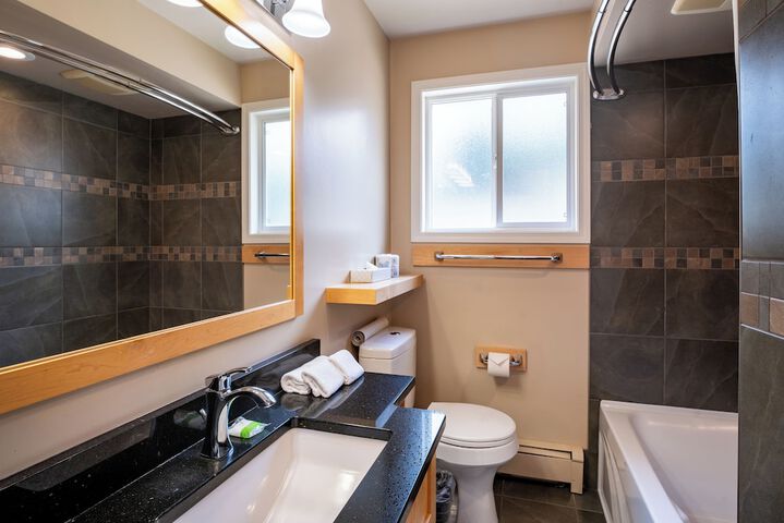 Swiss Chalet Motel