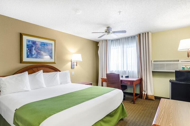 Room 20 of 26