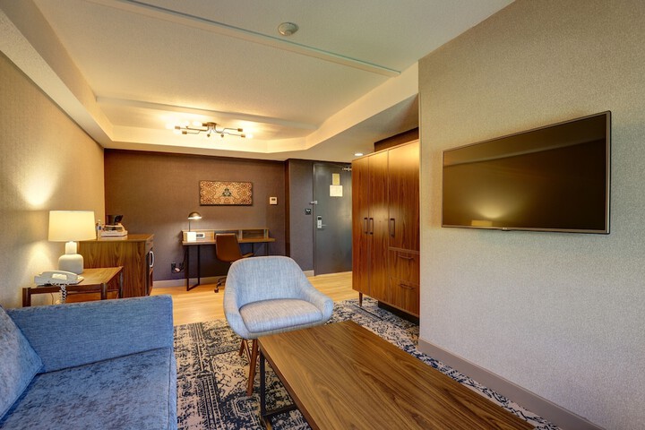 Room 36 of 79