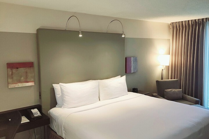 Room 15 of 60