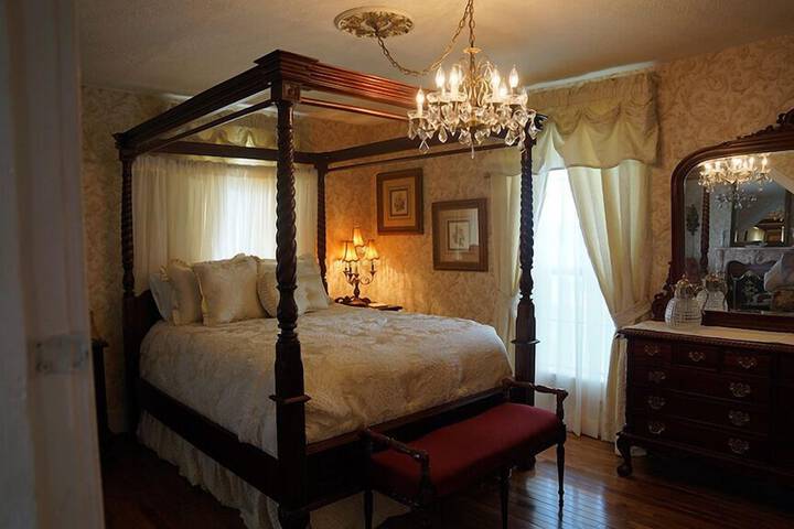 Room 20 of 43
