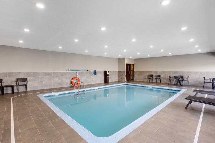 Pool 6 of 39