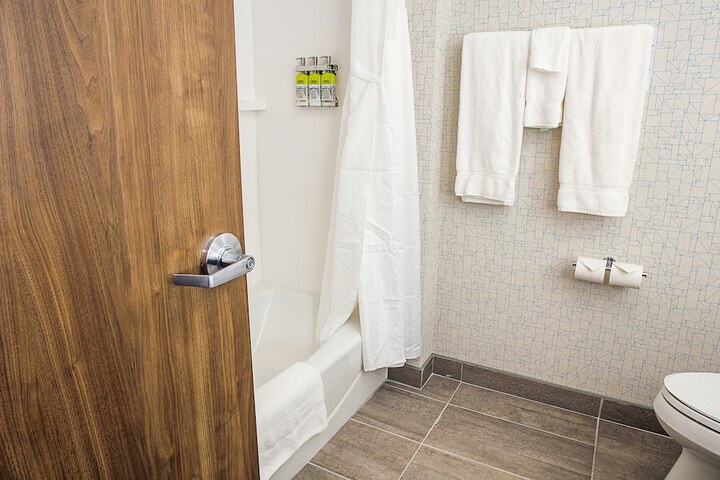 Holiday Inn Express & Suites Halifax - Dartmouth by IHG
