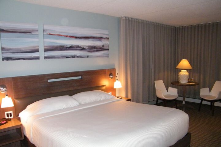 Room 8 of 13