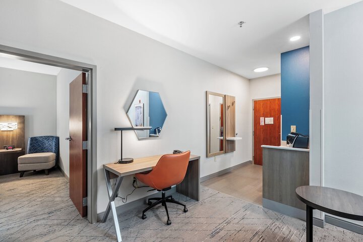 Room 41 of 63