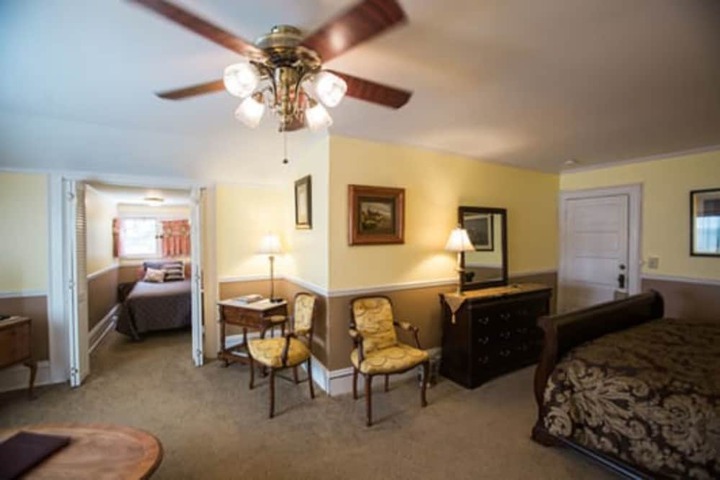 Albemarle Inn