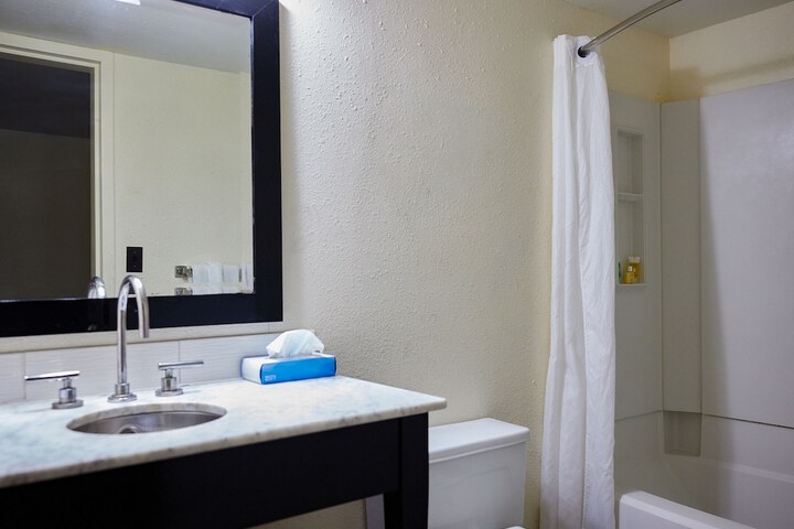 McLure House a Ramada by Wyndham