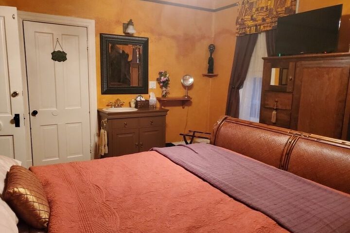 The Amberson House Bed & Breakfast