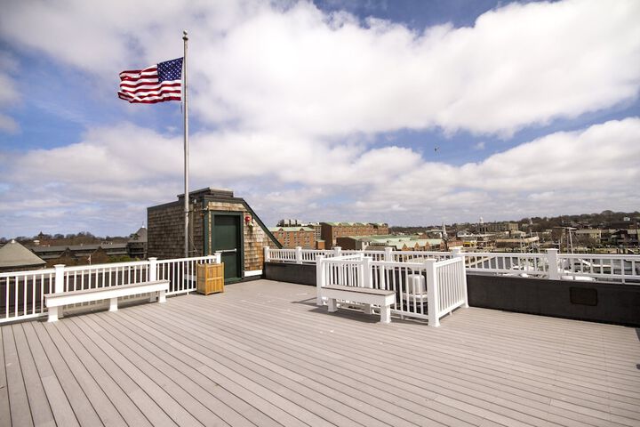 Sundeck 52 of 52
