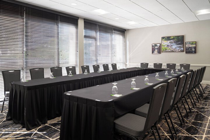 Holiday Inn Sioux Falls-City Centre by IHG