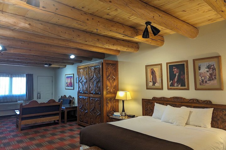 Sagebrush Inn & Suites