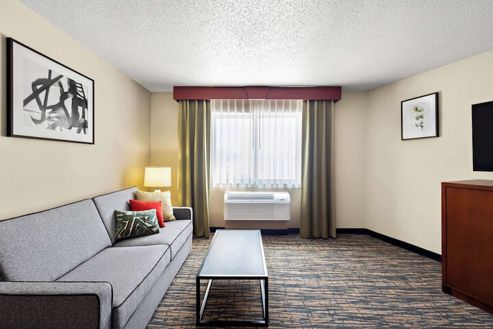 Best Western Fremont / Angola I-80/90 Toll Road