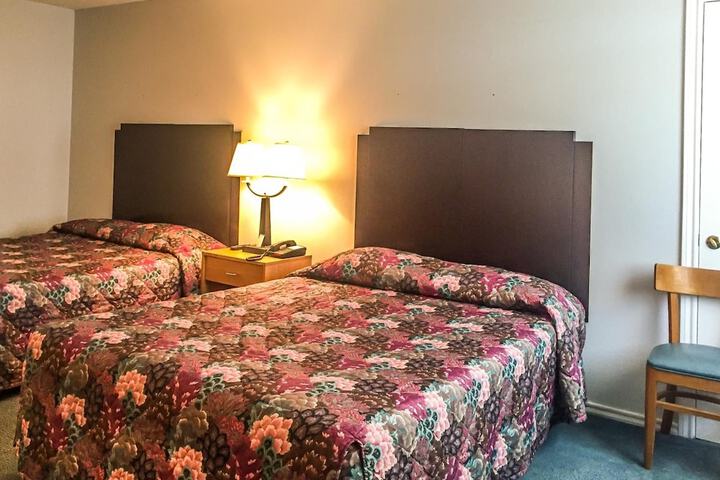 Room 44 of 62
