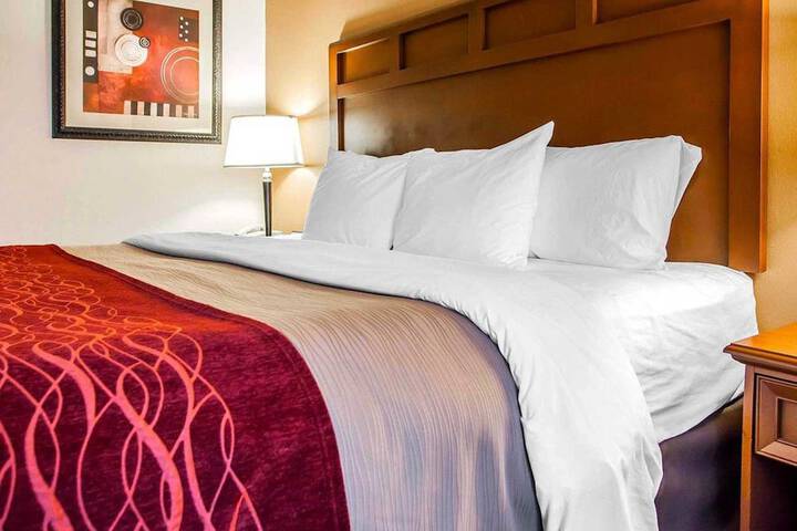 Comfort Inn & Suites Grinnell near I-80