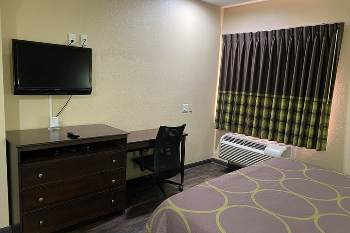 Room 26 of 36