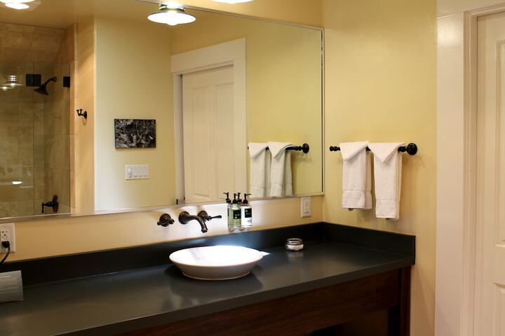 Room 25 of 52