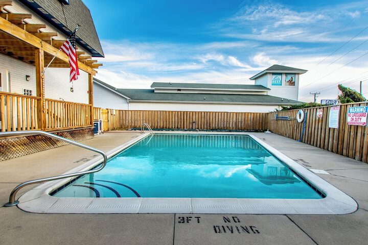 Pool 14 of 96