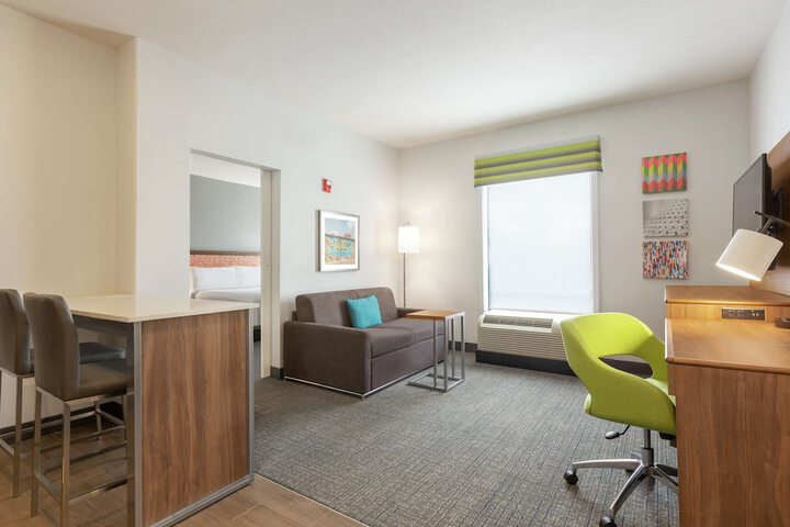 Room 19 of 50