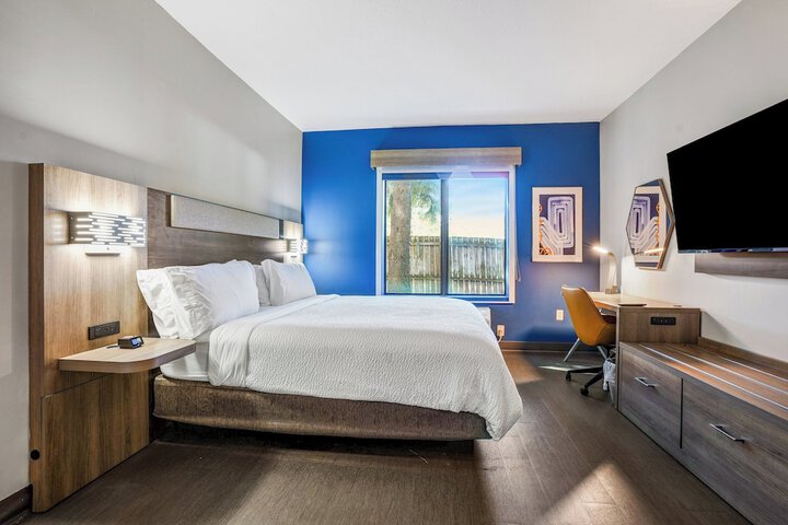 Holiday Inn Express & Suites Jacksonville - Atlantic Beach by IHG