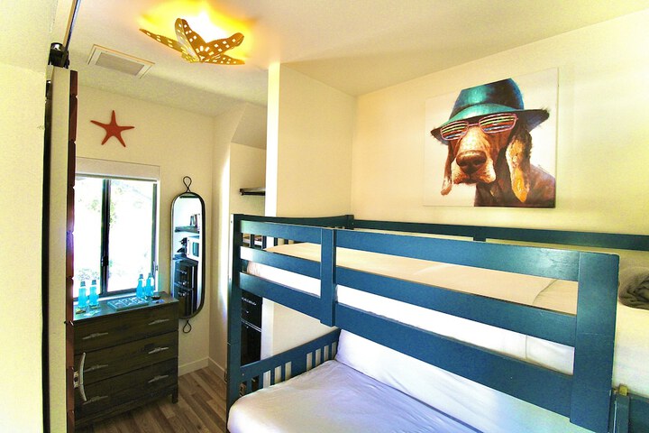 Room 46 of 91
