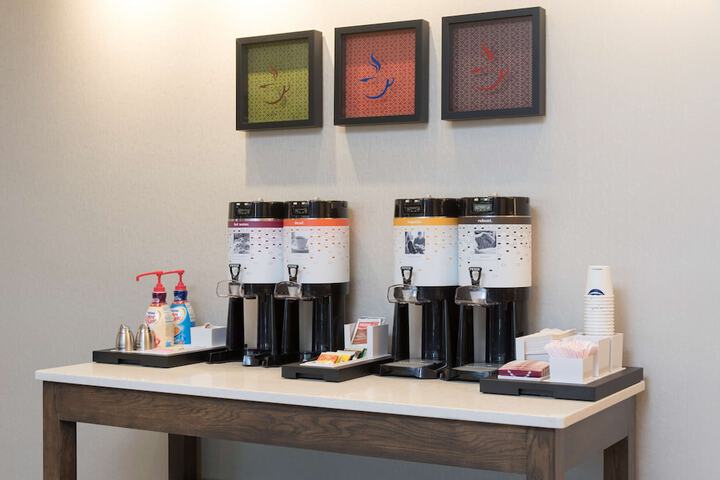 Breakfast/Coffee Service 62 of 71