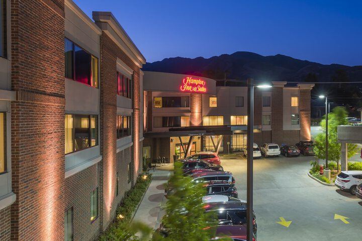 Hotel 5 of 83