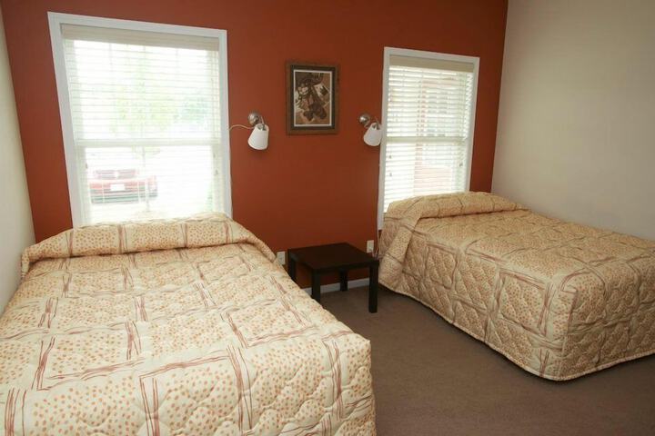 Room 9 of 30