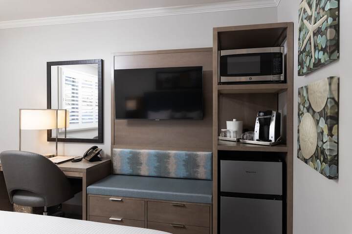 Room 61 of 81