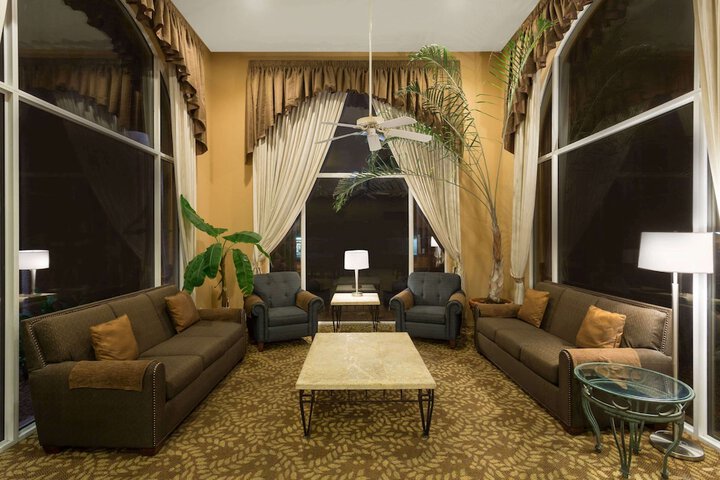 Hotel Interior 6 of 37