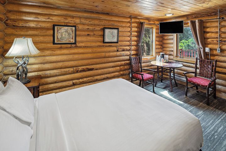 Denali Crows Nest Cabins