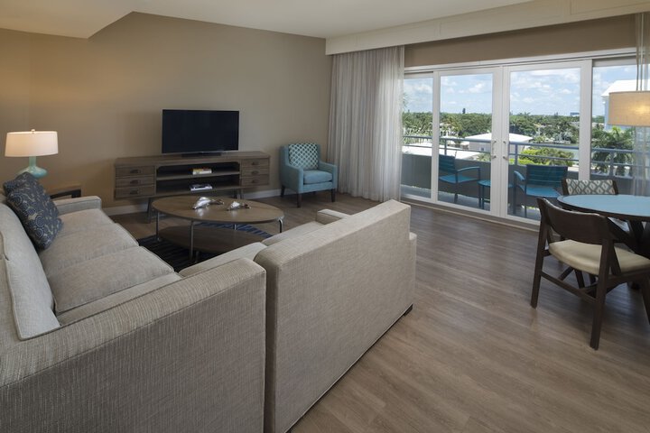 Edgewater Beach Hotel