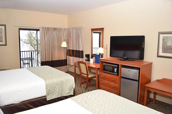 Room 33 of 55
