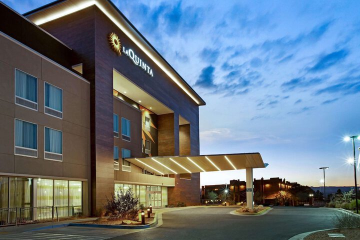Hotel 6 of 61