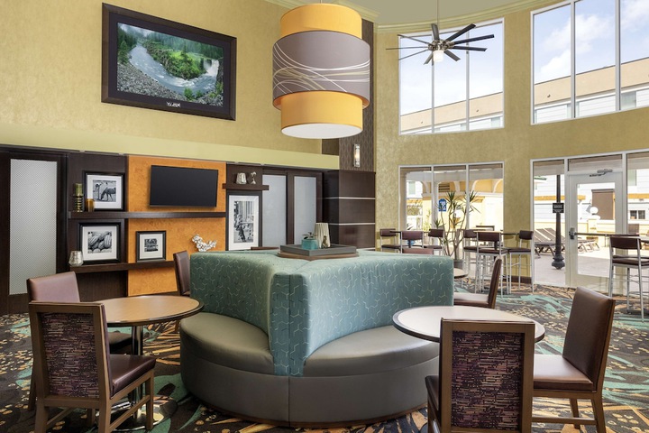 Hampton Inn & Suites Lake City