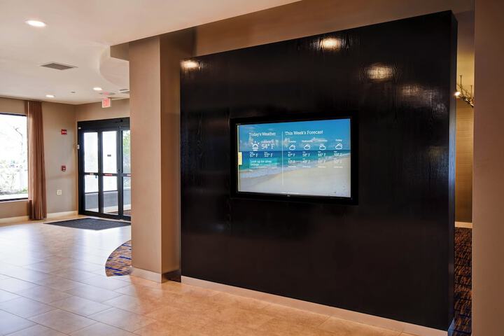 Courtyard by Marriott Cape Cod Hyannis